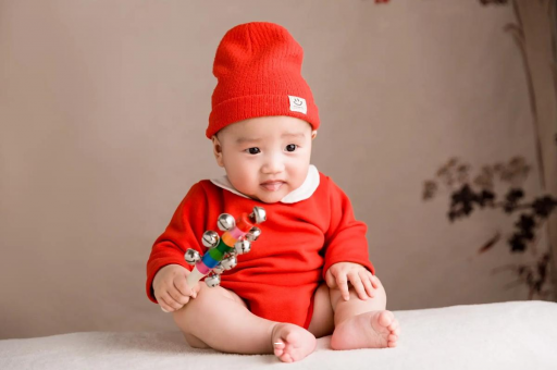 冷水江3个月宝宝翻身