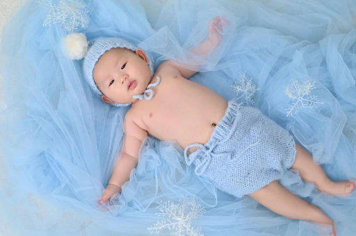 冷水江宝宝侧翻太早的原因